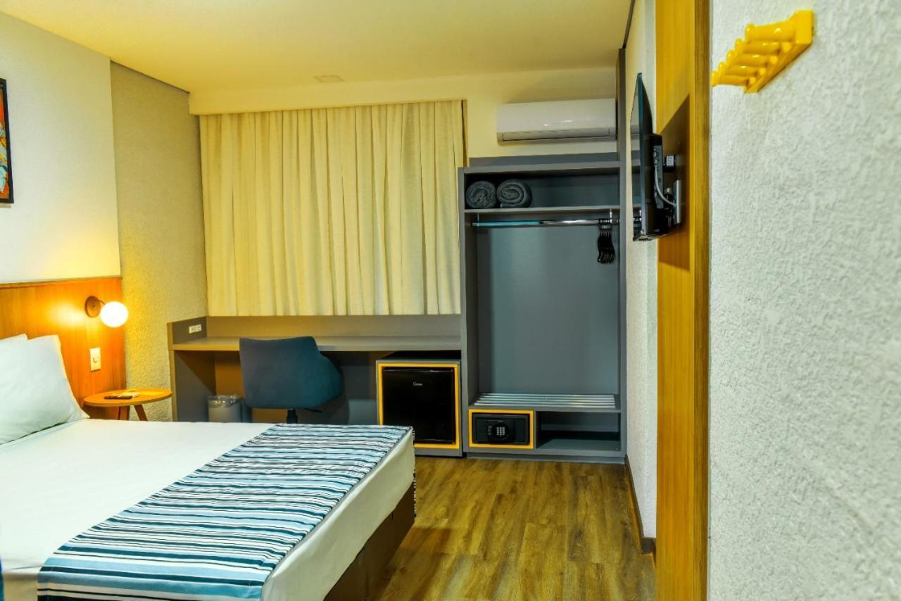 Days Inn By Wyndham Cascavel Cascavel  Bagian luar foto